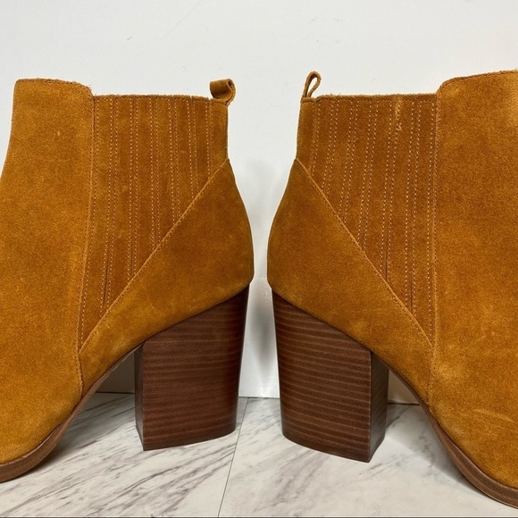New! Marc Fisher Alva Bootie - Picture 6 of 12